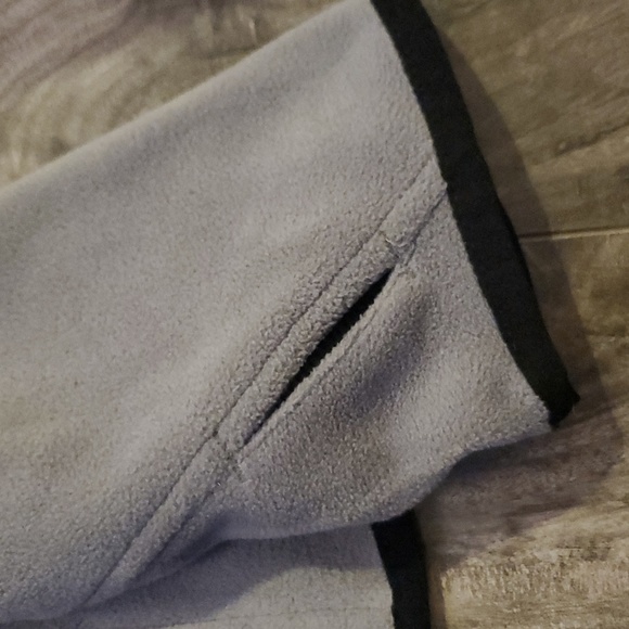 NWOT Womens Fleece Zipup - Picture 4 of 4